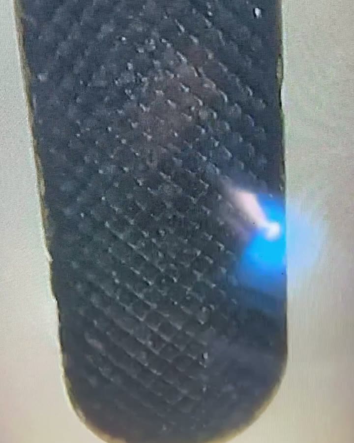 Real or fake AirPods? Check with a flashlight